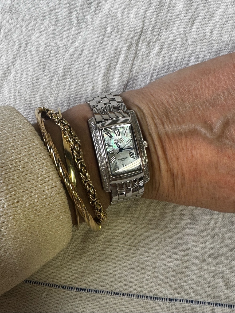 Invitcta Tank Mother-of-Pearl Dial with crystal accents